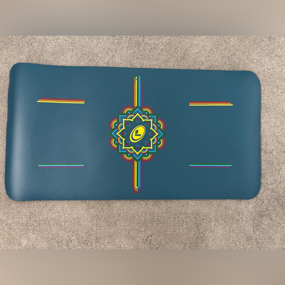 Liforme Rainbow Yoga Knee Pad